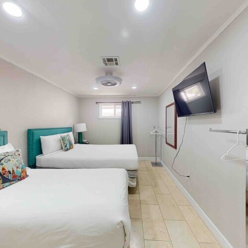 Spacious House Near Vegas Strip*Pool *Game room-EC