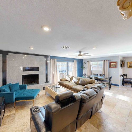 Stylish luxury house near strip with Pool-Kirkland